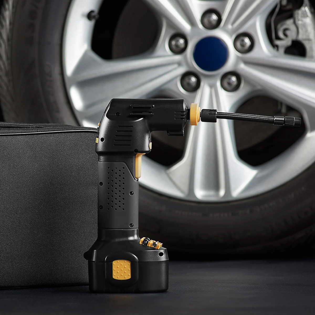 Cordless Auto Stop Tire Inflator by Sharper Image - Image 7