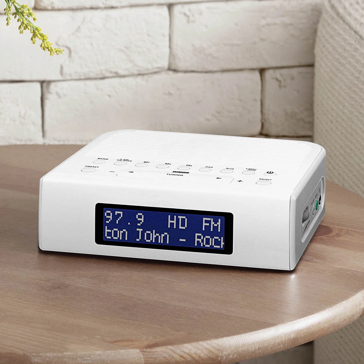 Hybrid Digital Radio