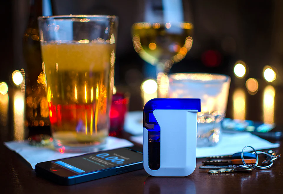 iPhone Breathalyzer - Image 4