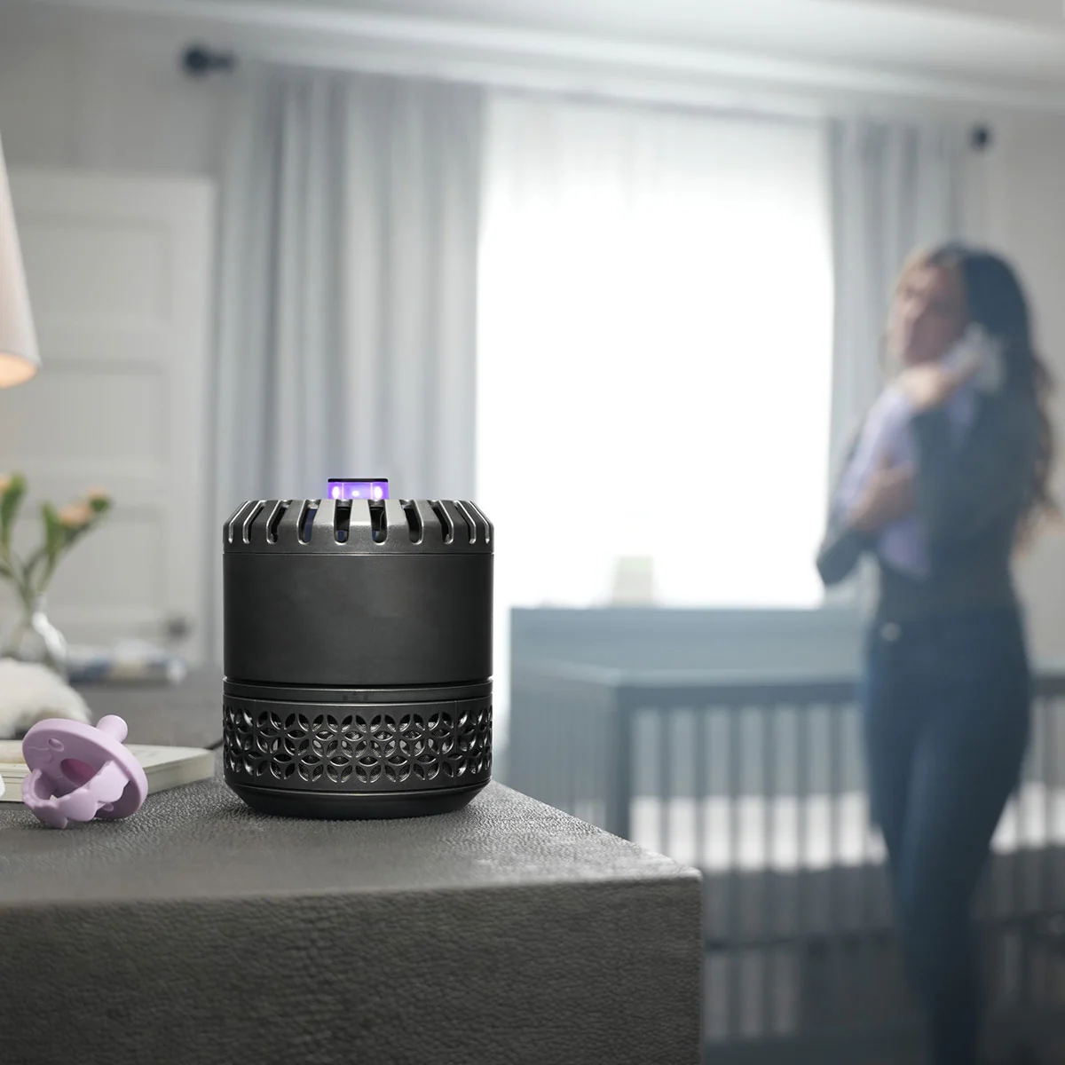 LED Indoor Flying Insect Trap - Image 9