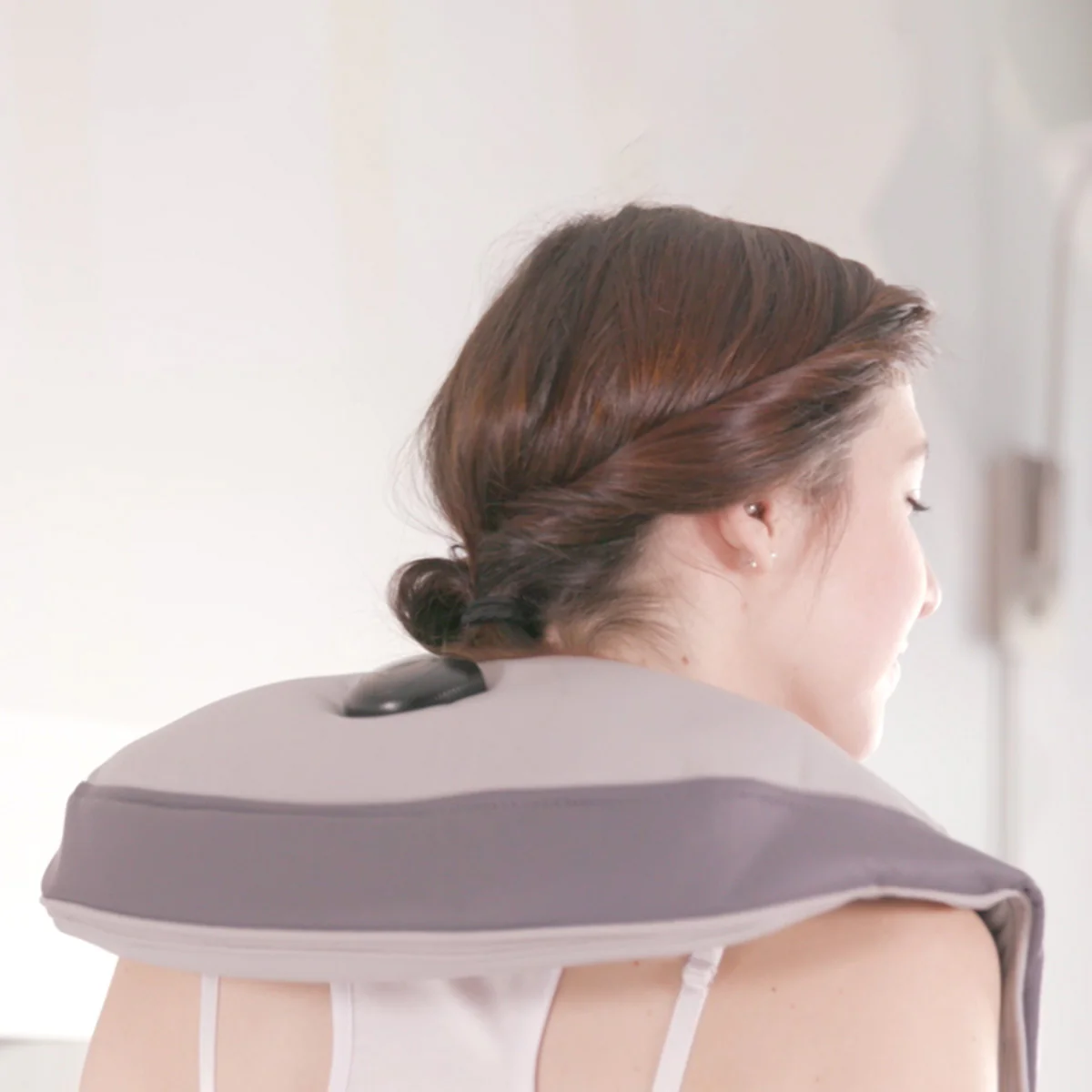 Neck and Shoulder Massager - Image 8