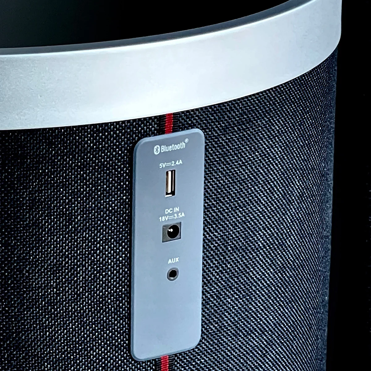 Smart Home Speaker Charging Sound Table - Image 4