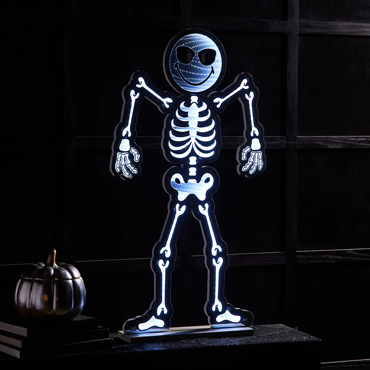SmileyWorld Skeleton LED Infinity Light - Image 3