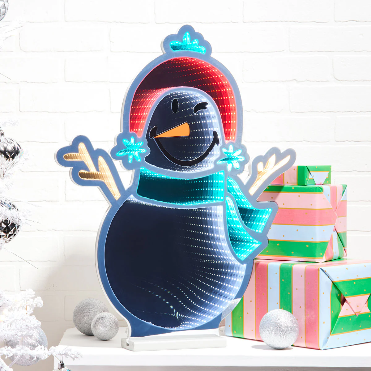 SmileyWorld Snowman LED Infinity Light